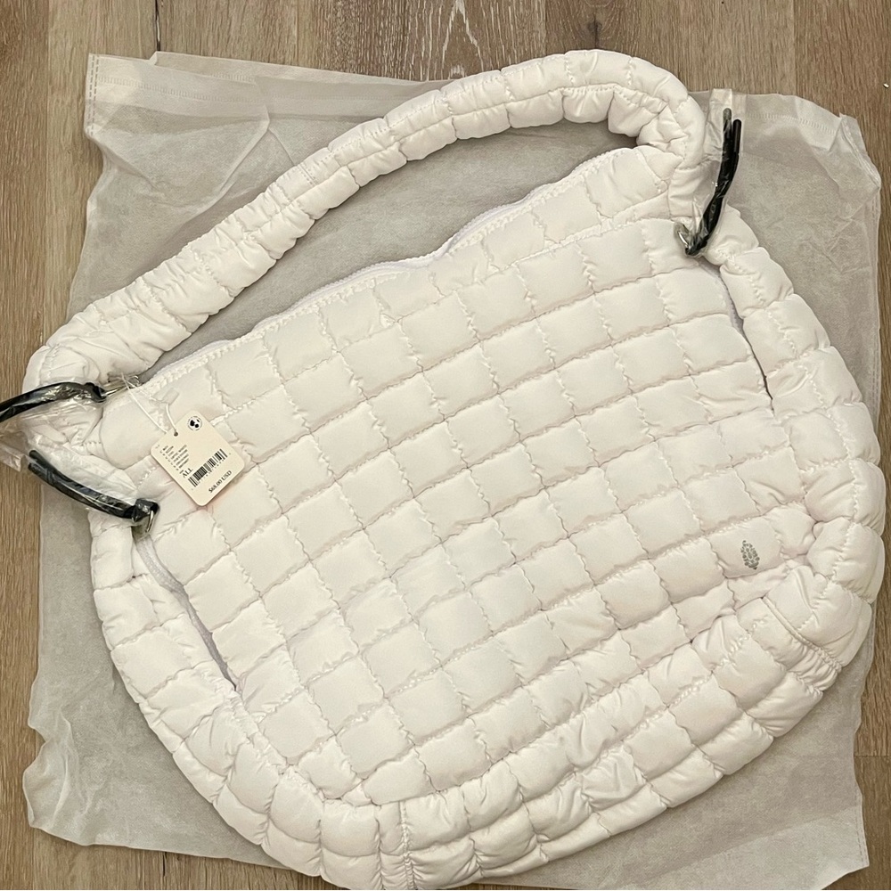 🤍Free People FP Movement Quilted Carryall🤍 WHITE !! New w tags
